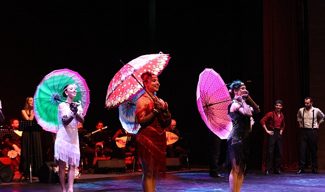 Muğla’da Nostalji Rüzgârı: 70’ler ve 80’lerin Film Müzikleri Büyüledi