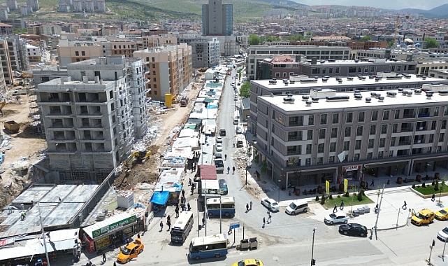 Battalgazi Belediyesi Çarşı Merkezinde Çalışmalarını Sürdürüyor