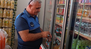 Battalgazi’de Market Denetimlerinde Tarihi Geçmiş Ürünlere El Konuldu