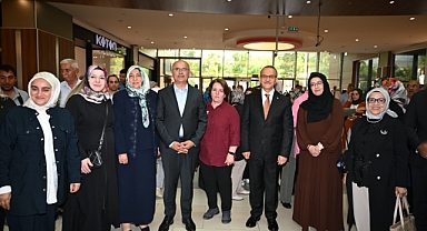 Büyükşehir Belediyesini Gururlandıran Sergi