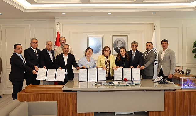 Büyükşehir, Tadım, İpek Yücel Sanat Ve Eğitim Merkezi Binası Yapımı İçin Protokol İmzaladı
