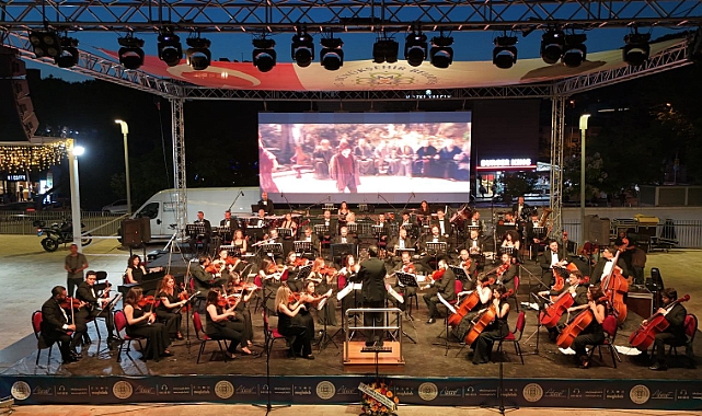 Büyükşehirden Sanatseverlere Çifte Konser