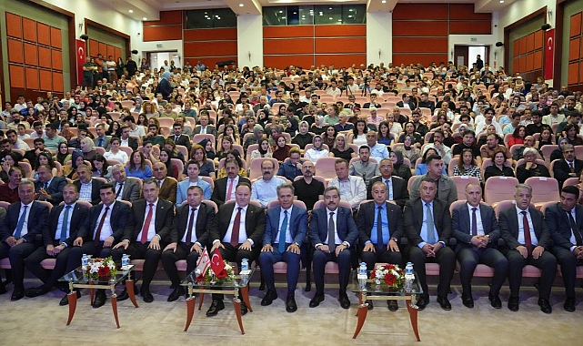 Hemşehrimiz Prof. Dr. Ali Adnan Hayaloğlu’na İnönü Üniversitesi’nden Başarı Ödülü