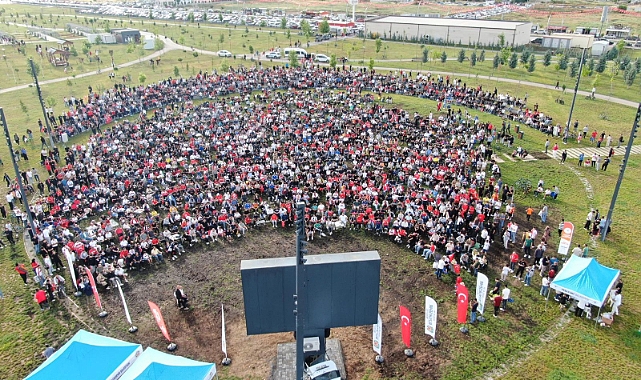 Malatyalılar Milli Heyecanı Yüzüncü Yıl Kent Parkı’nda Yaşadı