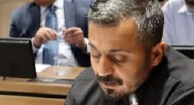 Akyol “Partimden Ayrılmış Olabilirim, Ama Demokrasiden Ayrılmıyorum”