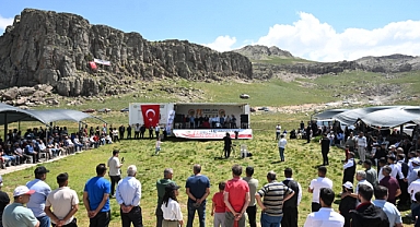 Başkan Er, Drejan Yamadağı Yayla Şenliği’ne Katıldı