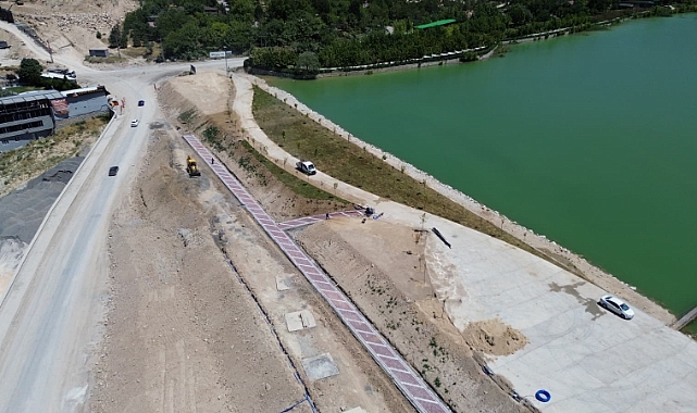 Battalgazi Belediyesi Parklarda Kendi Üretimini Kullanıyor