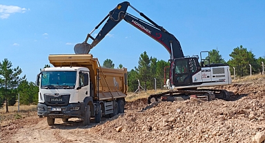 Malatya Barosu'nun Yeni Sosyal Tesis ve Hizmet Binasında İlk Kazma Vuruldu